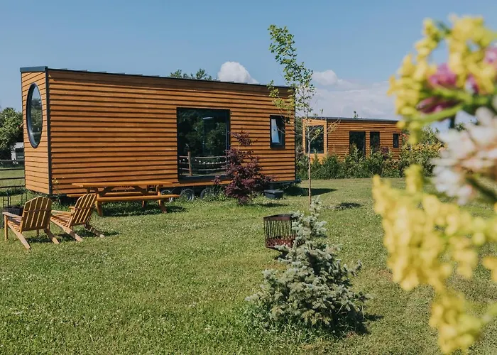 Tiny Transylvania, Rising High Above Villa